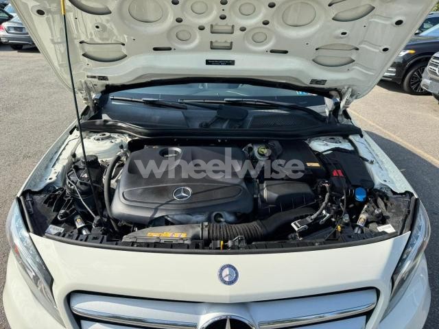 Photo 8 of 2015 MERCEDES-BENZ GLA 250 4MATIC (VIN WDCTG4GB1FJ099559)