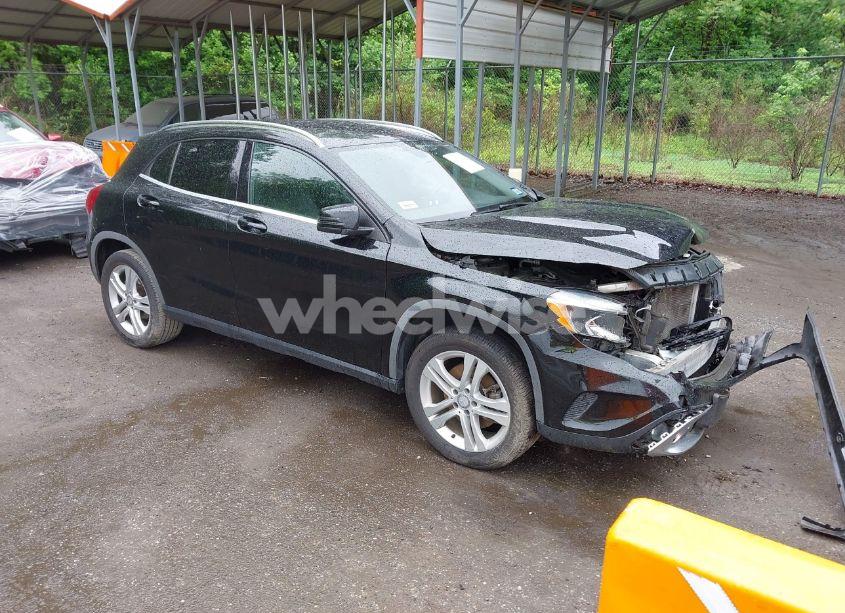 2015 Mercedes-benz Gla 250 4MATIC (VIN WDCTG4GB1FJ184174) main photo