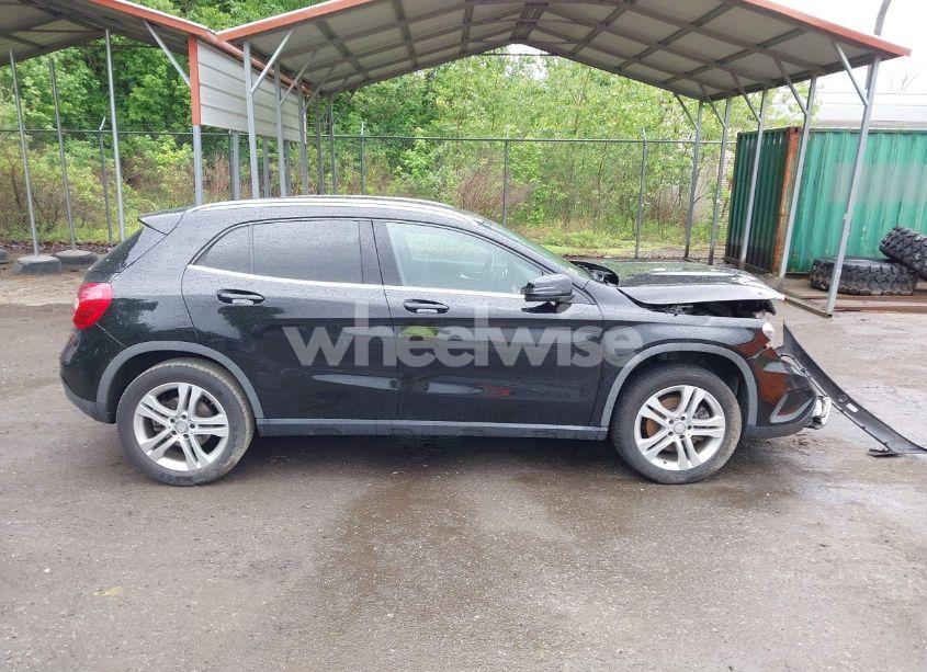 Photo 13 of 2015 Mercedes-benz Gla 250 4MATIC (VIN WDCTG4GB1FJ184174)