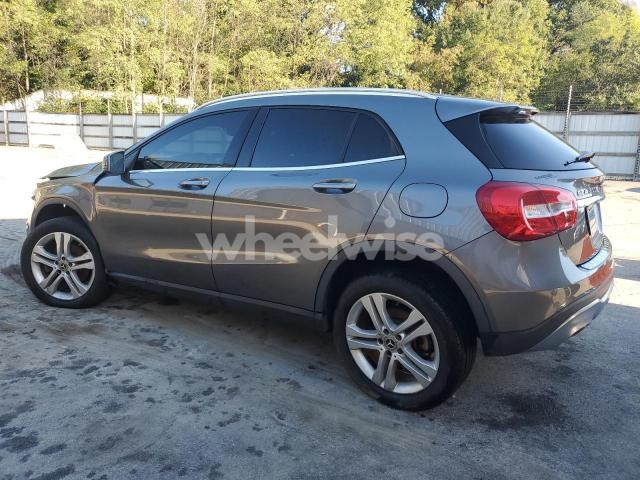 Photo 10 of 2018 MERCEDES-BENZ GLA 250 4MATIC N/A (VIN WDCTG4GB1JJ412960)