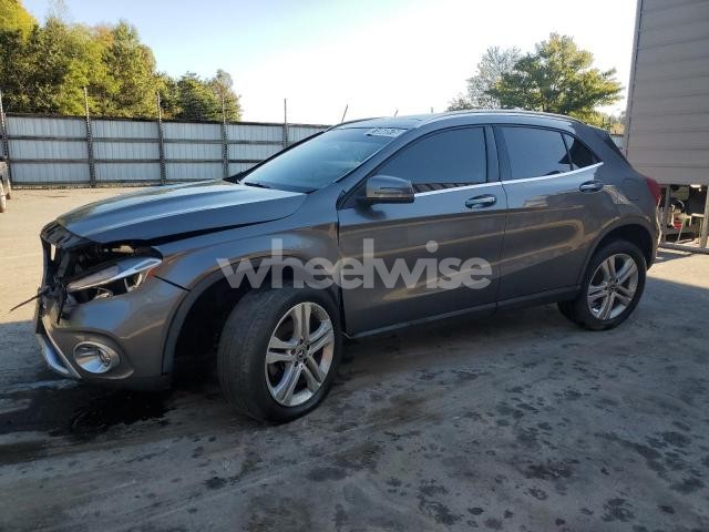 Photo 12 of 2018 MERCEDES-BENZ GLA 250 4MATIC N/A (VIN WDCTG4GB1JJ412960)