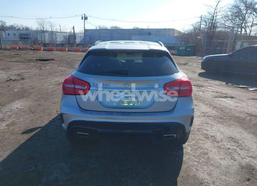 Photo 16 of 2016 Mercedes-benz Gla 250 4MATIC (VIN WDCTG4GB2GJ253228)