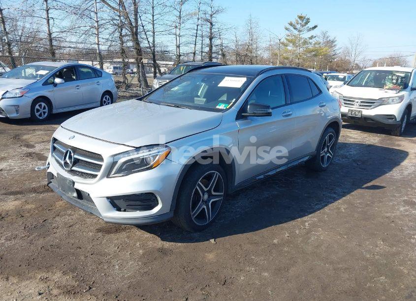 Photo 2 of 2016 Mercedes-benz Gla 250 4MATIC (VIN WDCTG4GB2GJ253228)