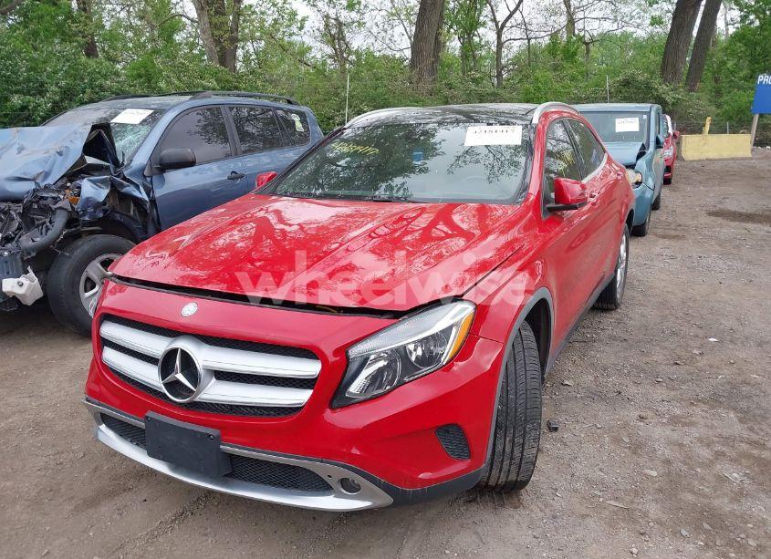Photo 2 of 2016 Mercedes-benz Gla 250 4MATIC (VIN WDCTG4GB3GJ259796)