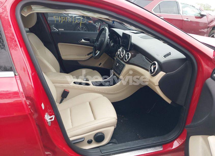 Photo 5 of 2016 Mercedes-benz Gla 250 4MATIC (VIN WDCTG4GB3GJ259796)