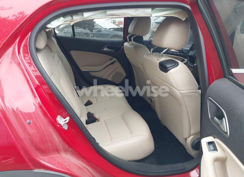 Photo 8 of 2016 Mercedes-benz Gla 250 4MATIC (VIN WDCTG4GB3GJ259796)