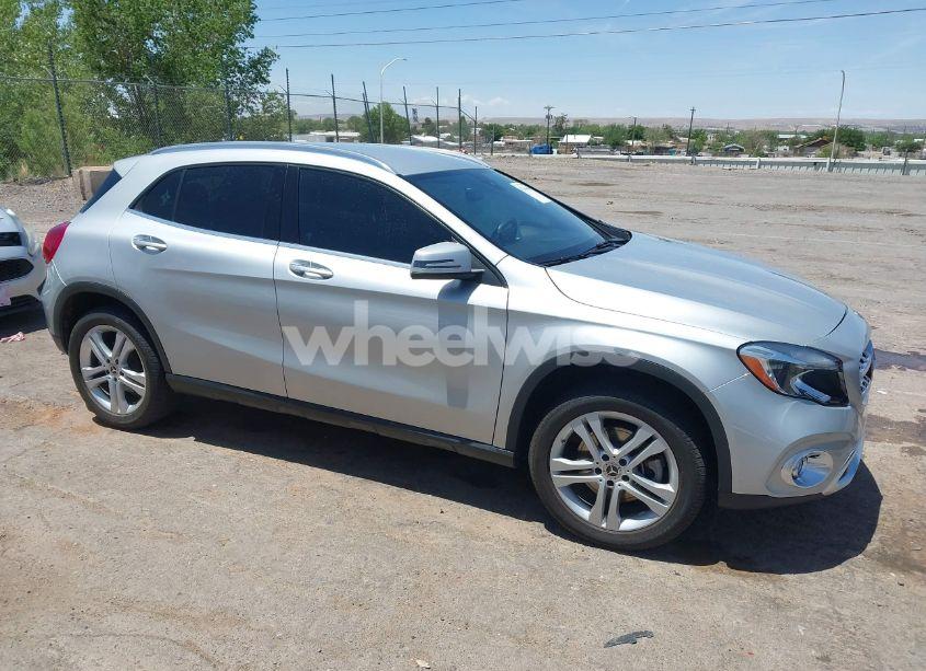 Photo 13 of 2018 Mercedes-benz Gla 250 4MATIC (VIN WDCTG4GB3JJ408554)