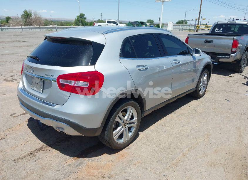 Photo 4 of 2018 Mercedes-benz Gla 250 4MATIC (VIN WDCTG4GB3JJ408554)