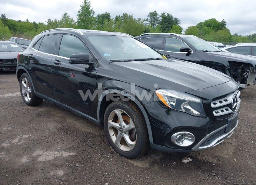 2018 Mercedes-benz Gla 250 4MATIC (VIN WDCTG4GB3JJ467524) main photo
