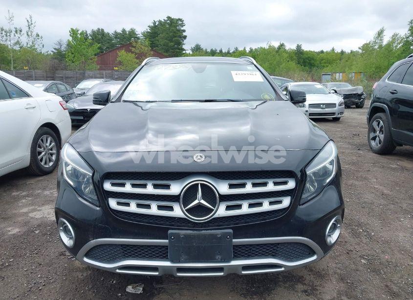 Photo 6 of 2018 Mercedes-benz Gla 250 4MATIC (VIN WDCTG4GB3JJ467524)