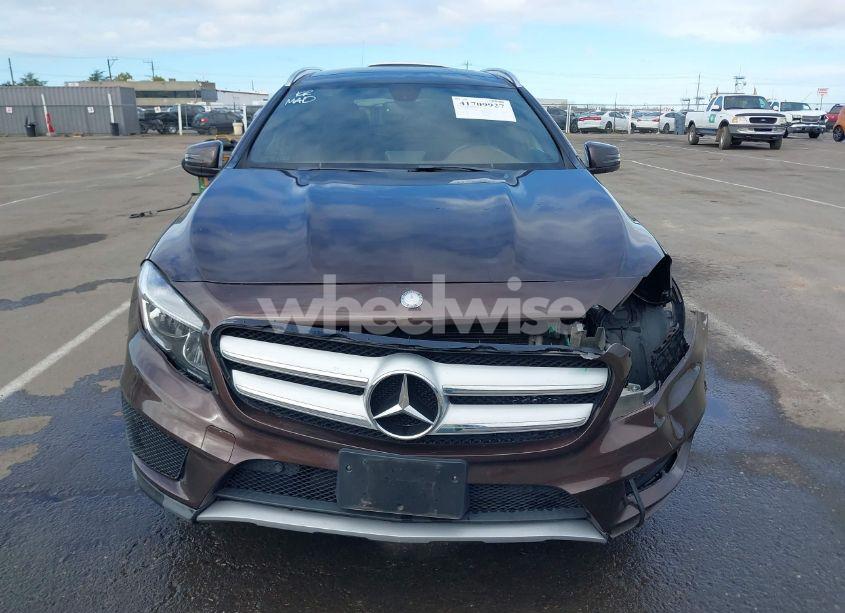 Photo 13 of 2015 Mercedes-benz Gla 250 4MATIC (VIN WDCTG4GB4FJ107864)