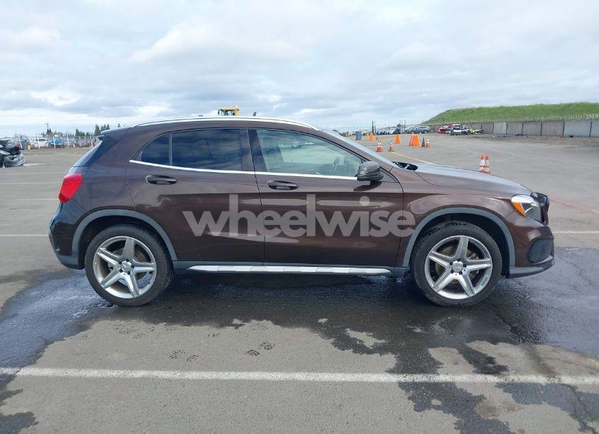 Photo 14 of 2015 Mercedes-benz Gla 250 4MATIC (VIN WDCTG4GB4FJ107864)