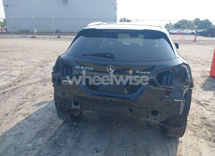 Photo 17 of 2015 Mercedes-benz Gla 250 4MATIC (VIN WDCTG4GB4FJ128536)