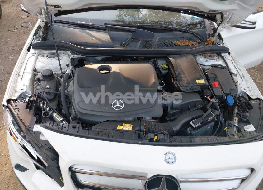Photo 10 of 2015 Mercedes-benz Gla 250 4MATIC (VIN WDCTG4GB5FJ171363)