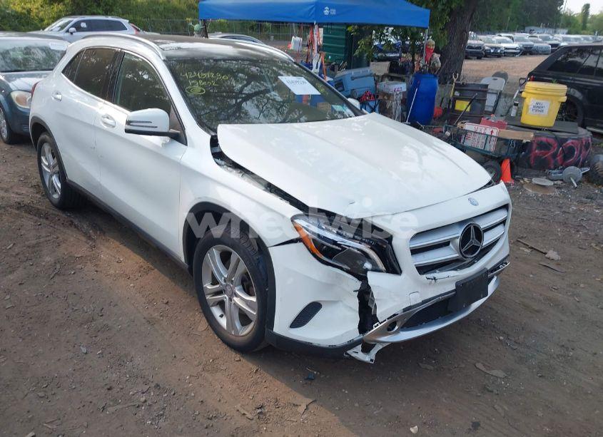 Photo 6 of 2015 Mercedes-benz Gla 250 4MATIC (VIN WDCTG4GB5FJ171363)