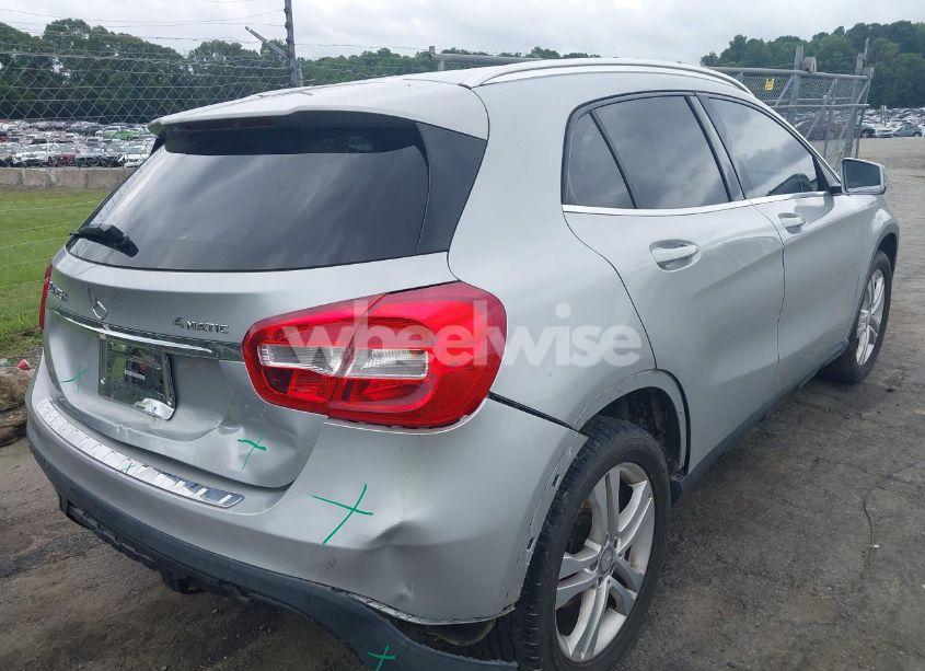 Photo 4 of 2015 Mercedes-benz Gla 250 4MATIC (VIN WDCTG4GB5FJ176997)