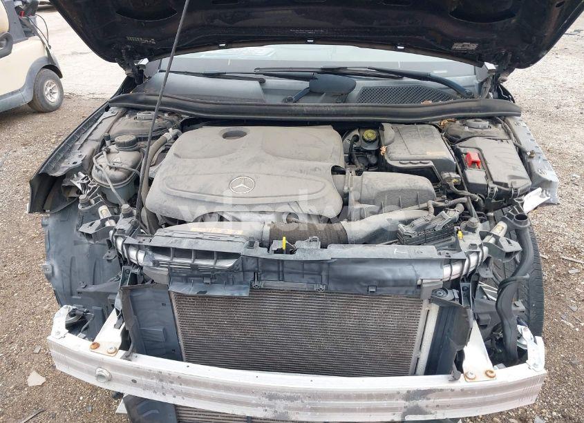 Photo 10 of 2015 Mercedes-benz Gla 250 4MATIC (VIN WDCTG4GB6FJ040796)