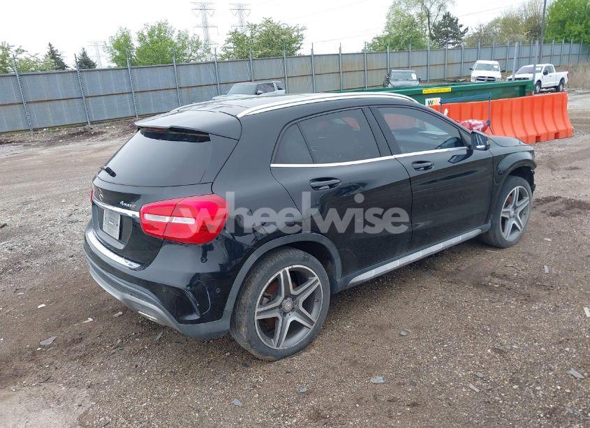 Photo 4 of 2015 Mercedes-benz Gla 250 4MATIC (VIN WDCTG4GB6FJ040796)