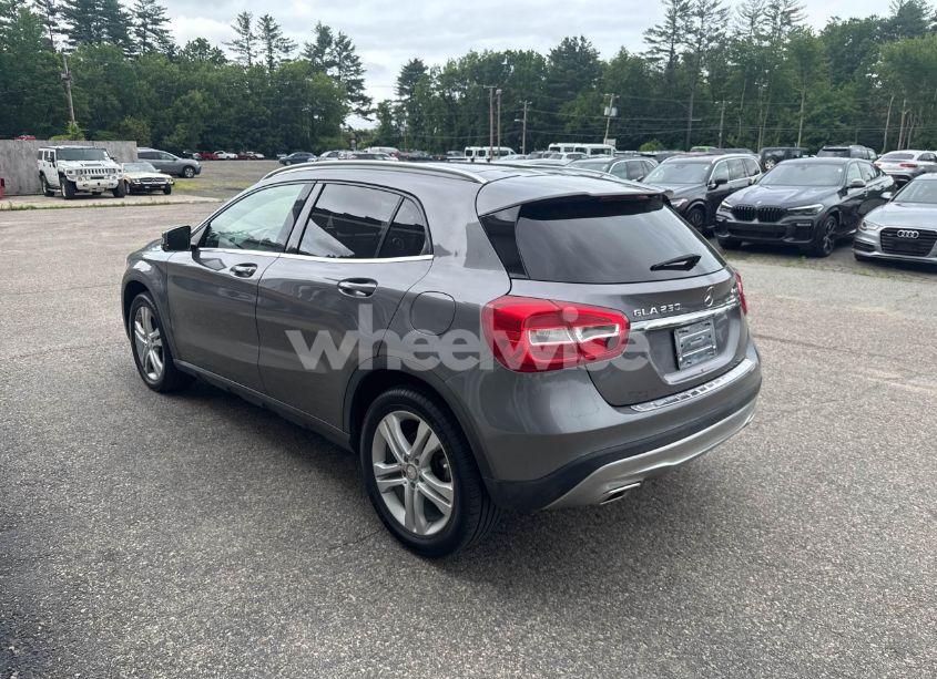 Photo 3 of 2015 Mercedes-benz Gla 250 4MATIC (VIN WDCTG4GB6FJ177222)