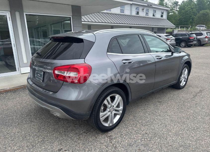 Photo 4 of 2015 Mercedes-benz Gla 250 4MATIC (VIN WDCTG4GB6FJ177222)
