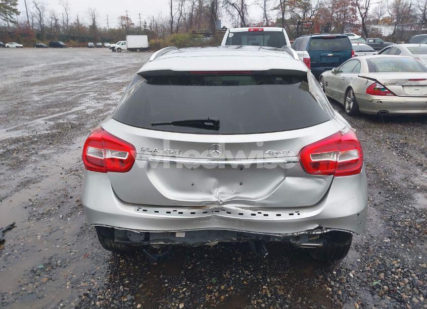 Photo 16 of 2016 Mercedes-benz Gla 250 4MATIC (VIN WDCTG4GB6GJ235962)