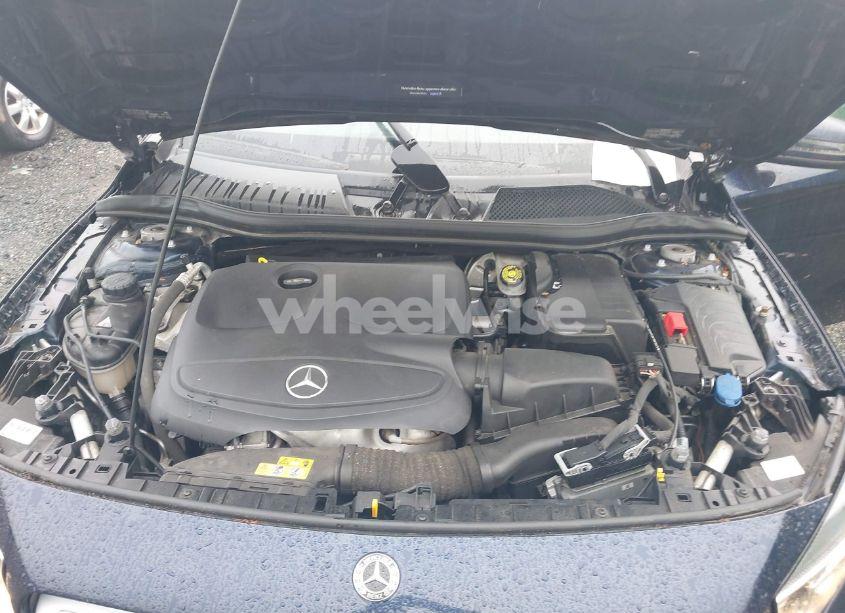 Photo 10 of 2018 Mercedes-benz Gla 250 4MATIC (VIN WDCTG4GB6JJ447378)