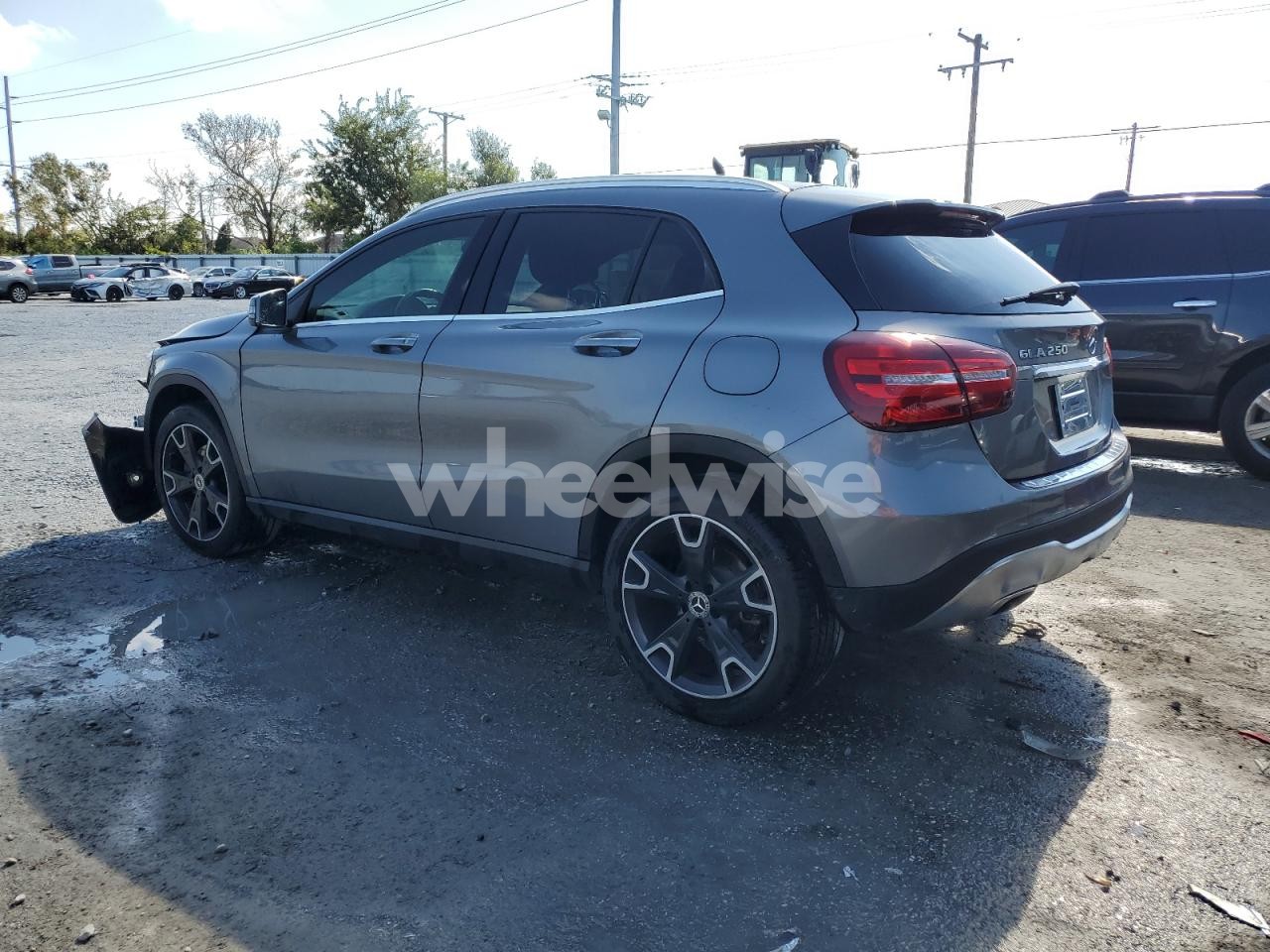 Photo 2 of 2018 MERCEDES-BENZ GLA 250 4MATIC (VIN WDCTG4GB6JJ479635)