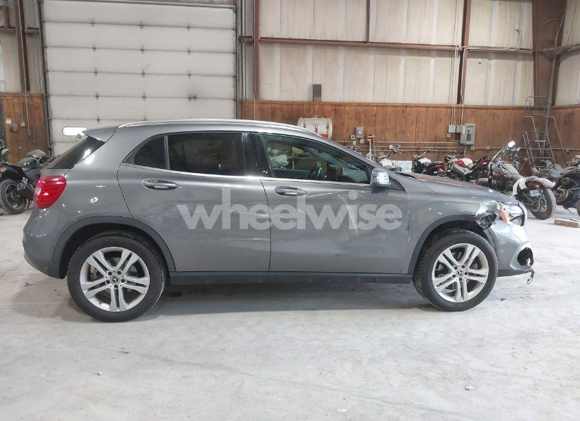 Photo 13 of 2018 Mercedes-benz Gla 250 4MATIC (VIN WDCTG4GB6JJ512410)
