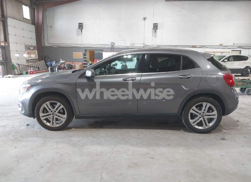 Photo 14 of 2018 Mercedes-benz Gla 250 4MATIC (VIN WDCTG4GB6JJ512410)