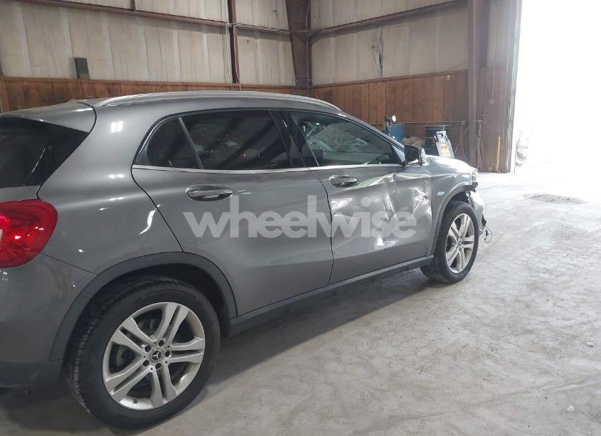 Photo 17 of 2018 Mercedes-benz Gla 250 4MATIC (VIN WDCTG4GB6JJ512410)