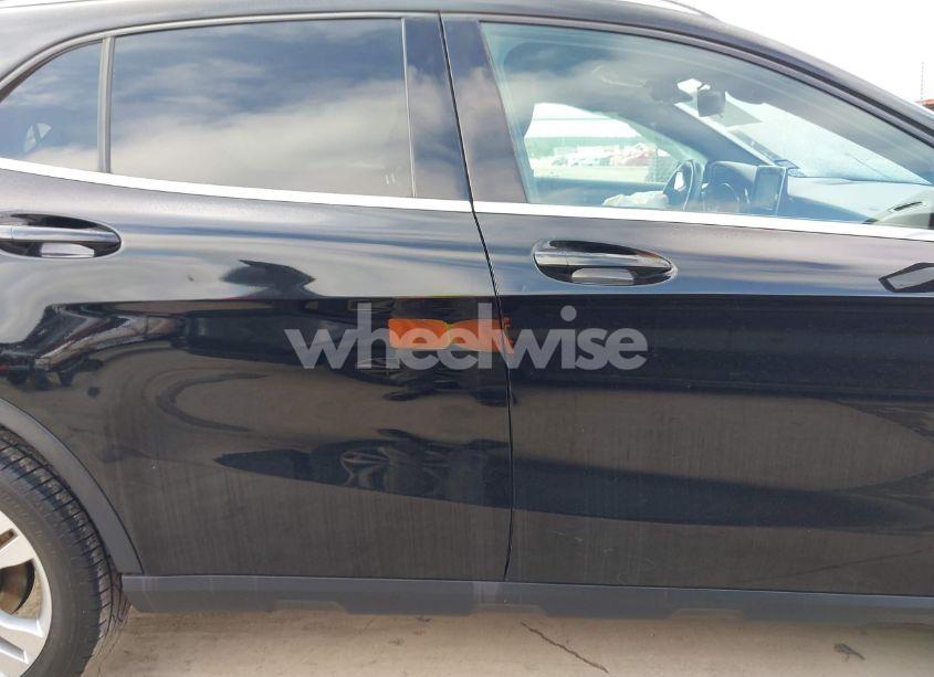 Photo 13 of 2016 Mercedes-benz Gla 250 4MATIC (VIN WDCTG4GB7GJ226283)