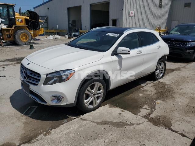 Photo 12 of 2018 MERCEDES-BENZ GLA 250 4MATIC N/A (VIN WDCTG4GB8JJ527667)