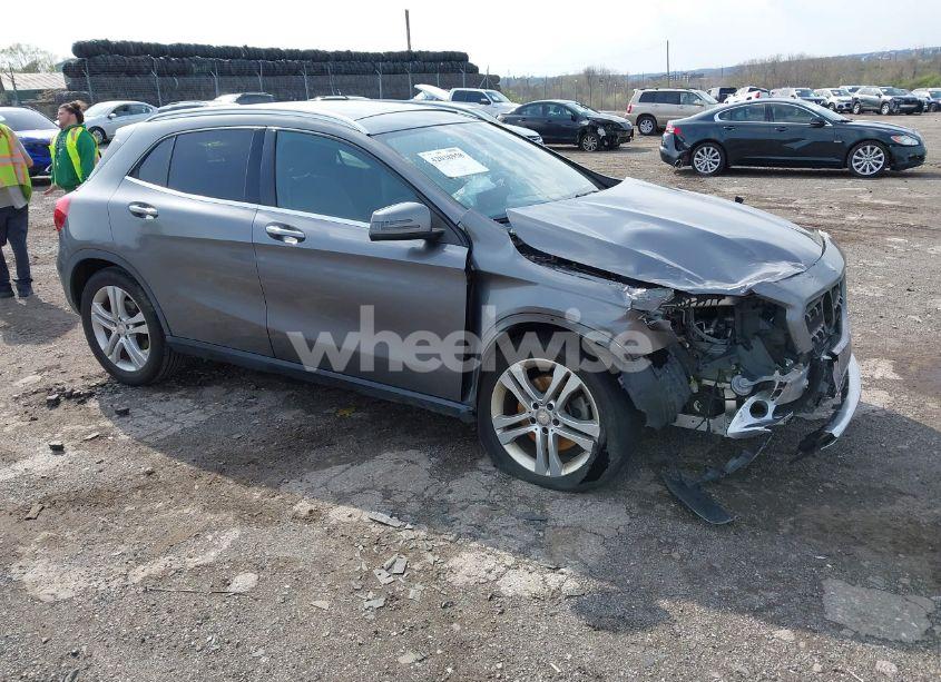 2016 Mercedes-benz Gla 250 4MATIC (VIN WDCTG4GB9GJ190161) main photo