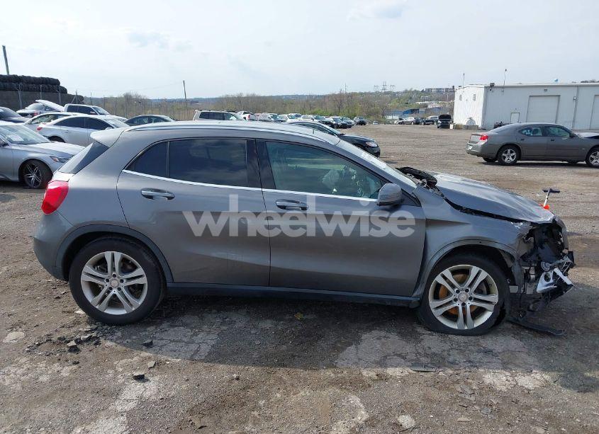 Photo 13 of 2016 Mercedes-benz Gla 250 4MATIC (VIN WDCTG4GB9GJ190161)