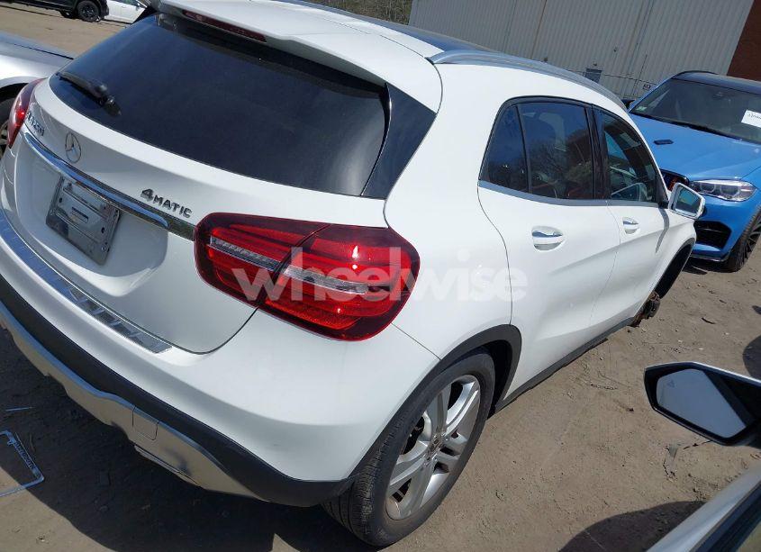 Photo 4 of 2019 Mercedes-benz Gla 250 4MATIC (VIN WDCTG4GB9KU019398)