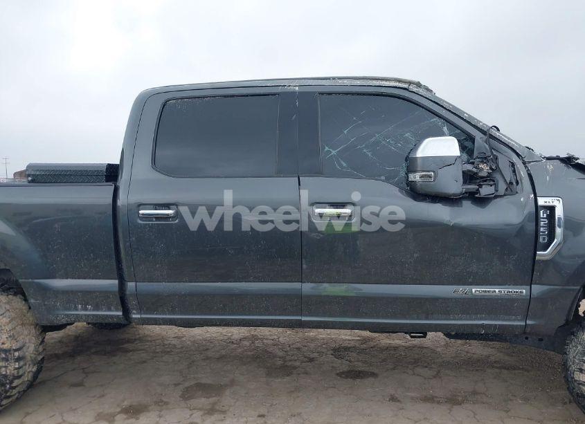 Photo 13 of 2019 Ford F-250 XLT (VIN WDD1J6FB3JF******)