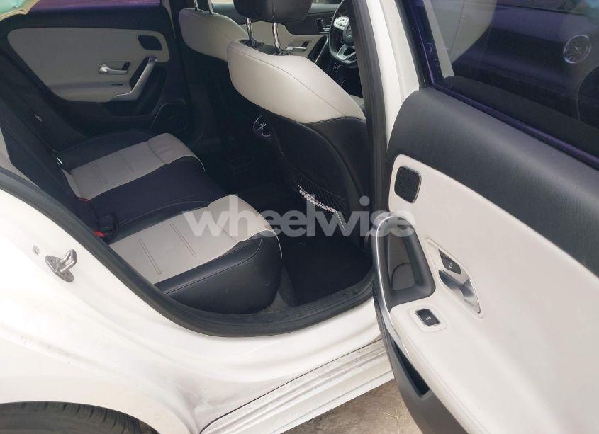 Photo 8 of 2019 Mercedes-benz A 220 (VIN WDD3G4EB5KW012029)