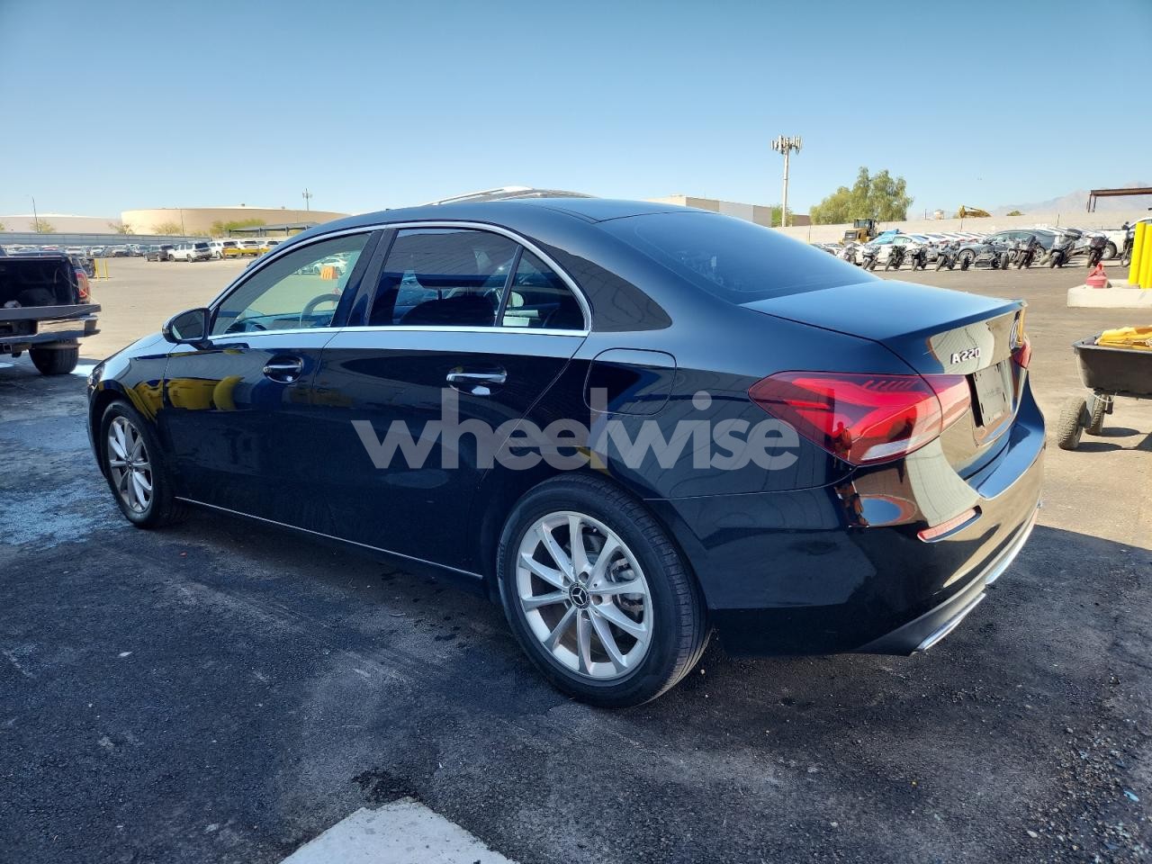Photo 2 of 2019 MERCEDES-BENZ A 220 (VIN WDD3G4EB7KW020942)