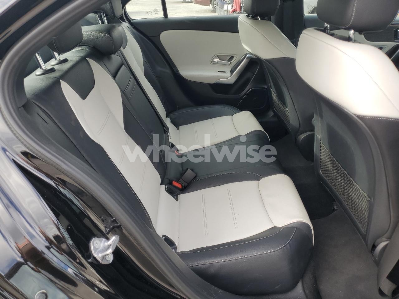 Photo 10 of 2019 MERCEDES-BENZ A 220 4MATIC N/A (VIN WDD3G4FB3KW012951)