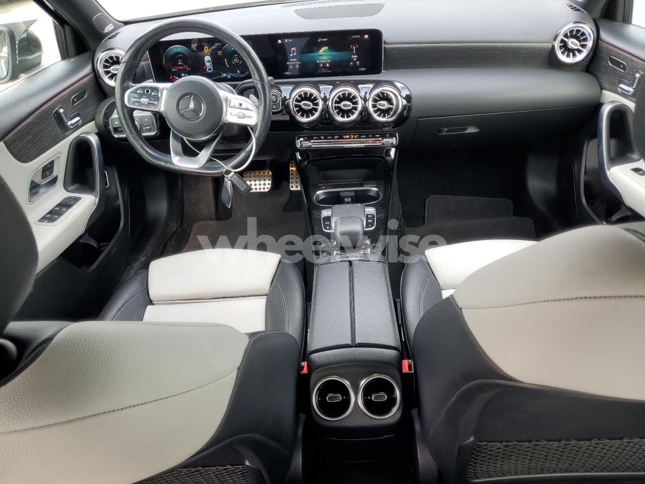Photo 8 of 2019 MERCEDES-BENZ A 220 4MATIC N/A (VIN WDD3G4FB3KW012951)