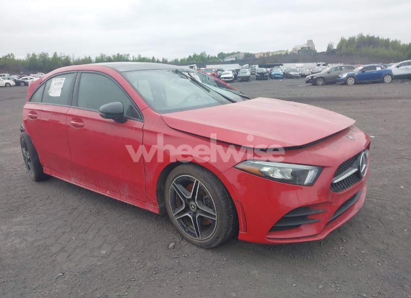 2019 Mercedes-benz A 220 4MATIC (VIN WDD3G4FB3KW023741) main photo