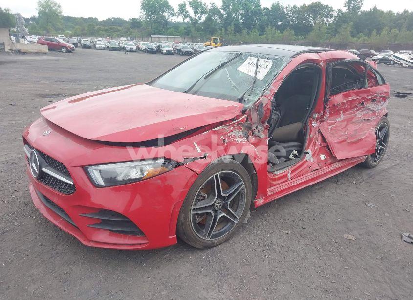 Photo 2 of 2019 Mercedes-benz A 220 4MATIC (VIN WDD3G4FB3KW023741)