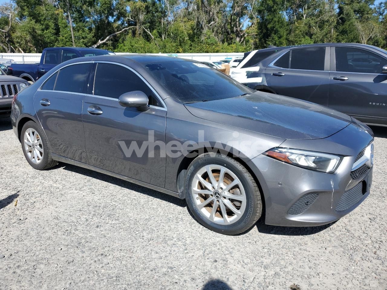 Photo 4 of 2020 MERCEDES-BENZ A 220 4MATIC N/A (VIN WDD3G4FB6LW036355)