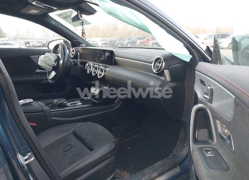 Photo 5 of 2020 Mercedes-benz Cla 250 4MATIC (VIN WDD5J4HB1LN073648)