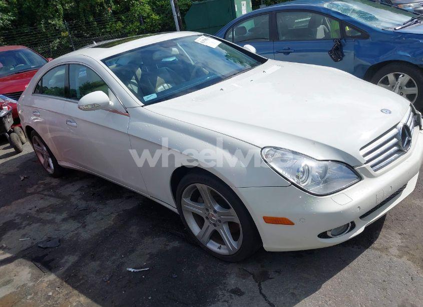 2007 Mercedes-benz Cls 550 (VIN WDDDJ72X17A111409) main photo