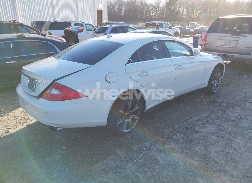 Photo 4 of 2008 Mercedes-benz Cls 550 (VIN WDDDJ72X18A117065)