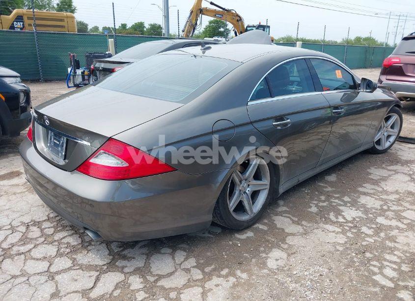 Photo 4 of 2009 Mercedes-benz Cls 550 (VIN WDDDJ72X29A141182)