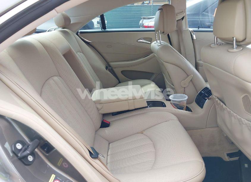 Photo 8 of 2009 Mercedes-benz Cls 550 (VIN WDDDJ72X29A141182)