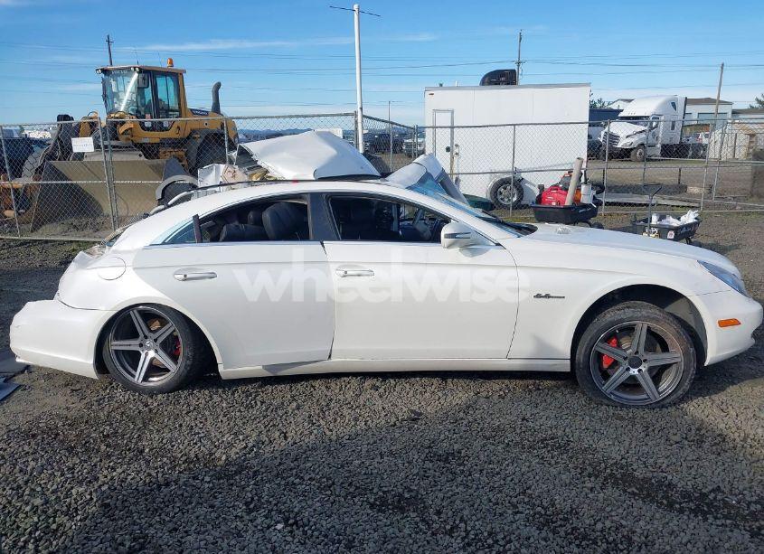 Photo 13 of 2009 Mercedes-benz Cls 550 (VIN WDDDJ72X29A143045)