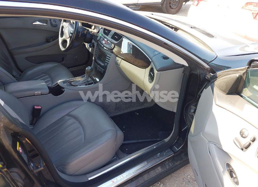 Photo 5 of 2007 Mercedes-benz Cls 550 (VIN WDDDJ72X77A099959)